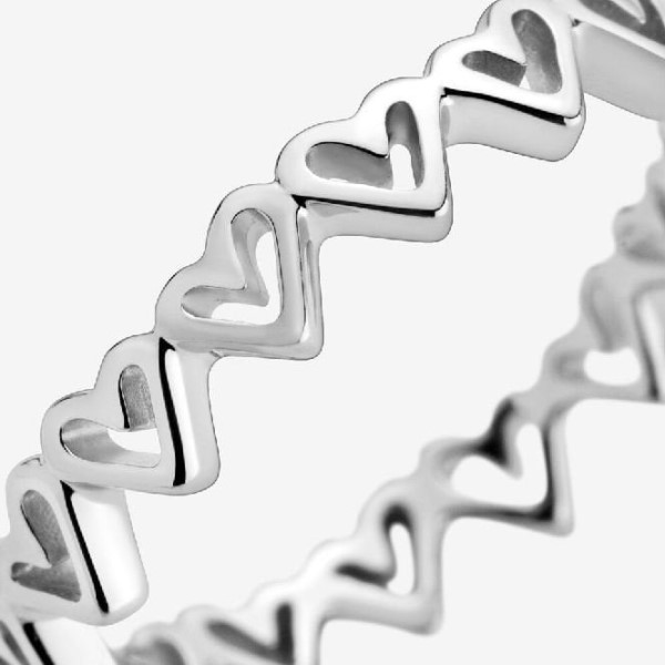 Freehand Hearts Brändi Pandora Suomi Sormus