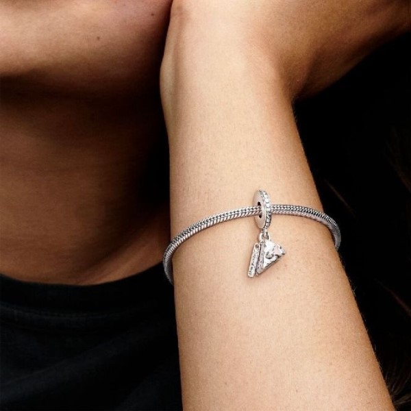 Juhlakakku Dangle Hurmaa Pandora Suomi