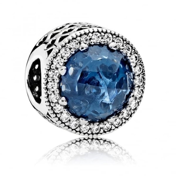 Keskiyönsininen Säteilevä Sydämet Hurmaa Pandora Suomi