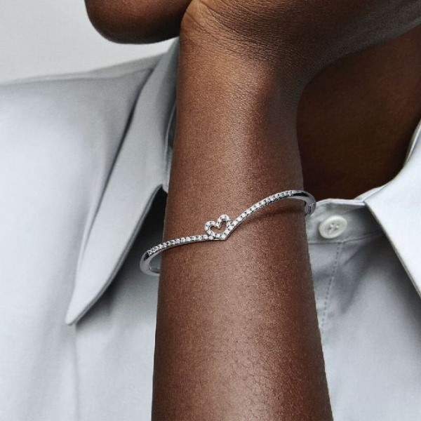 Kimalteleva Tukivarsi Sydän Rannerengas Pandora Suomi