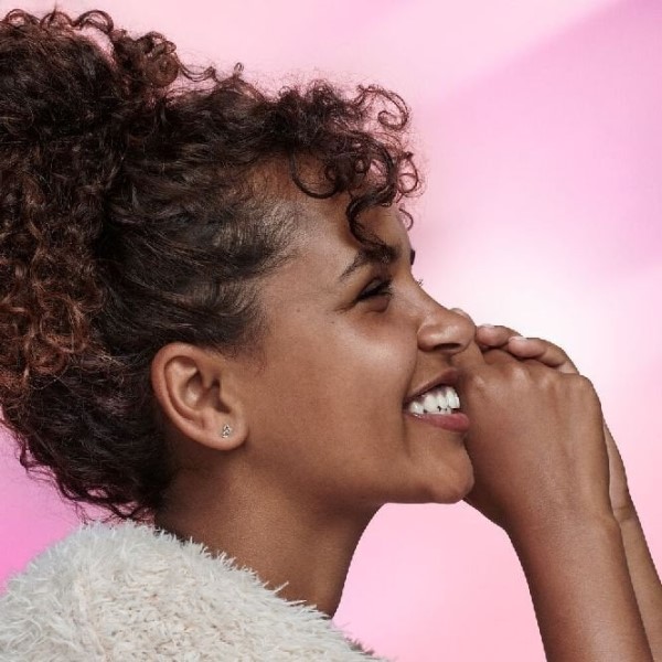 Minä Rakkauteni Ketjutetut Sydämet Yksi Hopeinen Korvakoru Pandora Suomi