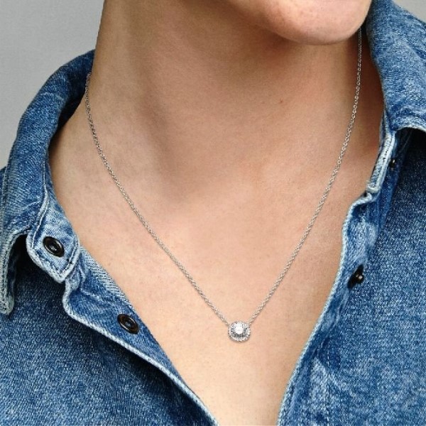 Round Sparkle Halo Necklace Pandora Suomi
