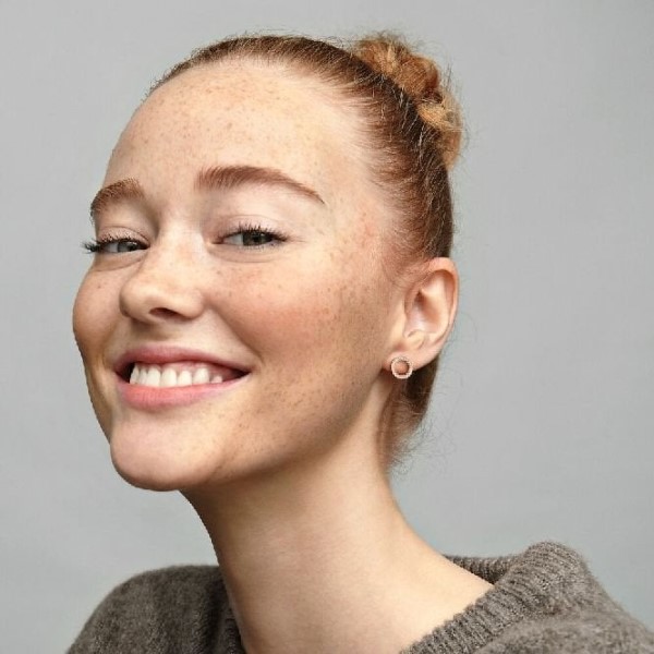 Ruusu Kuohuva Ympyrä Korvakorut Pandora Suomi