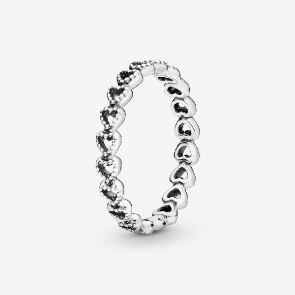 Bändi Pandora Suomi Brand Of Hearts Ring