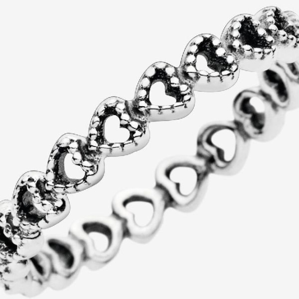 Bändi Pandora Suomi Brand Of Hearts Ring
